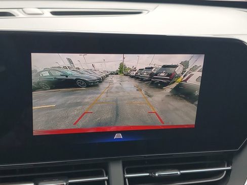 Used 2025 Chevrolet Trax LT FWD image 16