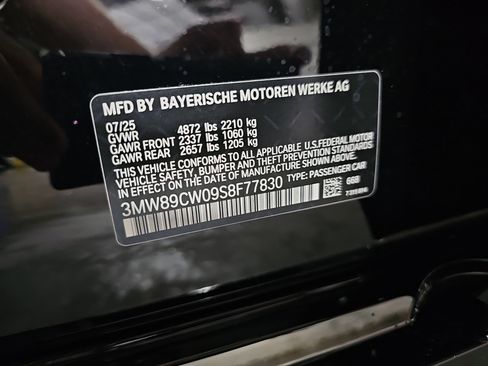 New 2025 BMW 330i xDrive Sedan w/ Convenience Package image 39