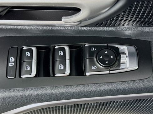 New 2025 Kia Telluride S image 18