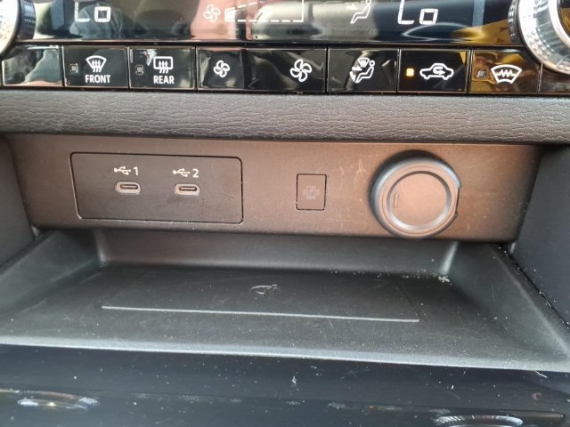 Used 2025 Mitsubishi Outlander SE AWD/4WD image 21