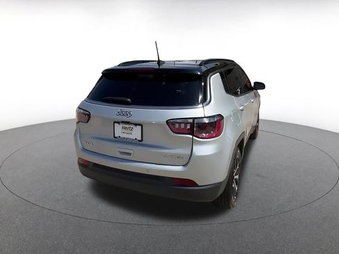 Used 2025 Jeep Compass Limited AWD/4WD image 14