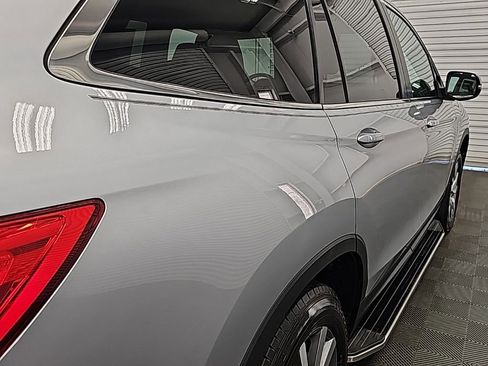 Used 2021 Honda Pilot EX image 10