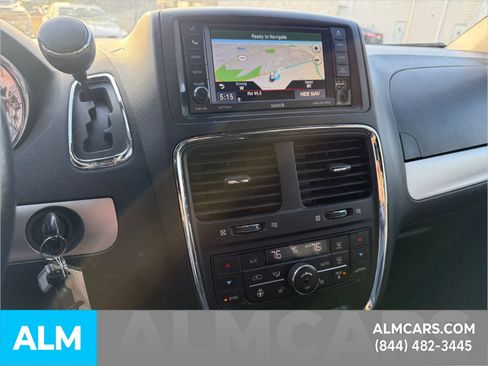 Used 2017 Dodge Grand Caravan GT image 16