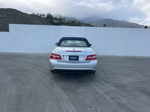 Used 2011 Mercedes-Benz E 550 Cabriolet image 6