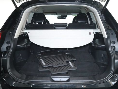 Used 2018 Nissan Rogue SL AWD/4WD image 30