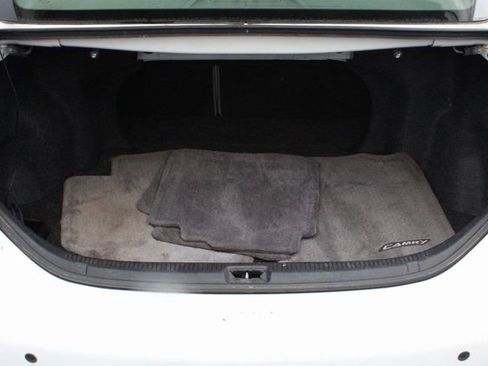 Used 2011 Toyota Camry LE w/ LE Extra-Value Pkg image 61