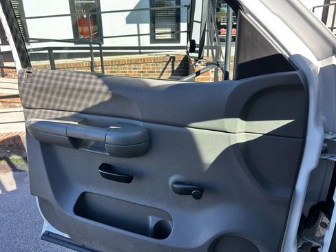 Used 2007 Chevrolet Silverado 3500 W/T image 24