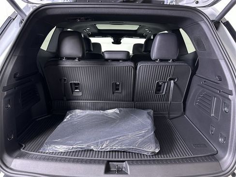 New 2026 GMC Acadia Elevation image 27