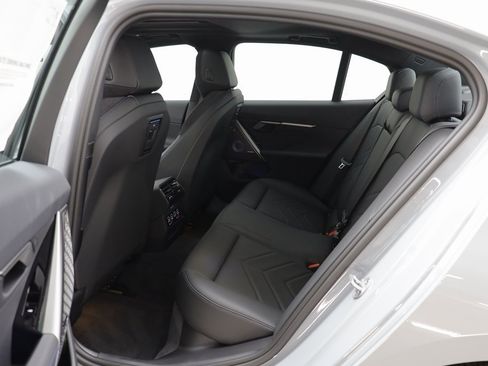 New 2025 BMW i5 M60 w/ Premium Package image 15