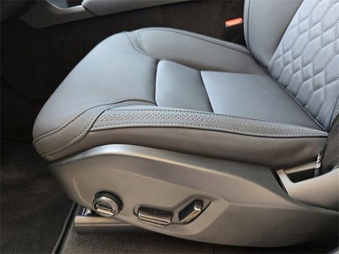 Used 2025 Volvo XC90 B6 Core w/ Protection Package image 26