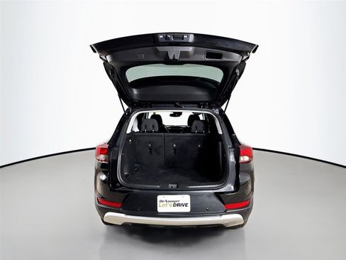 Used 2022 Chevrolet TrailBlazer LT w/ Convenience Package image 24