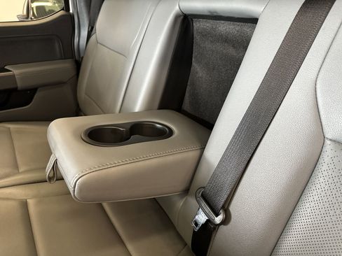 Certified 2022 Ford F150 Lariat w/ Equipment Group 502A High image 28