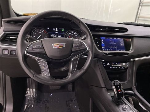 Certified 2022 Cadillac XT5 Premium Luxury w/ Technology Package image 22