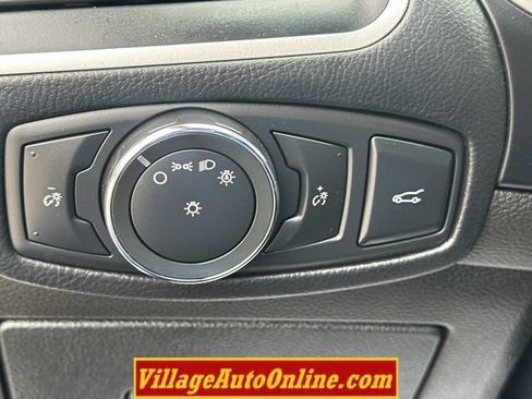 Used 2017 Ford Edge SEL w/ Utility Package FWD image 31