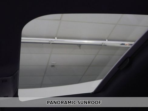 Used 2024 Volkswagen GTI SE image 4