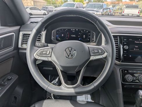 Used 2023 Volkswagen Atlas Cross Sport SE w/ Panoramic Sunroof Package AWD/4WD image 20