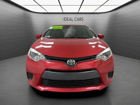 Used 2015 Toyota Corolla LE w/ Body Protection Package #1 FWD image 2