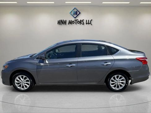 Used 2019 Nissan Sentra SV image 2