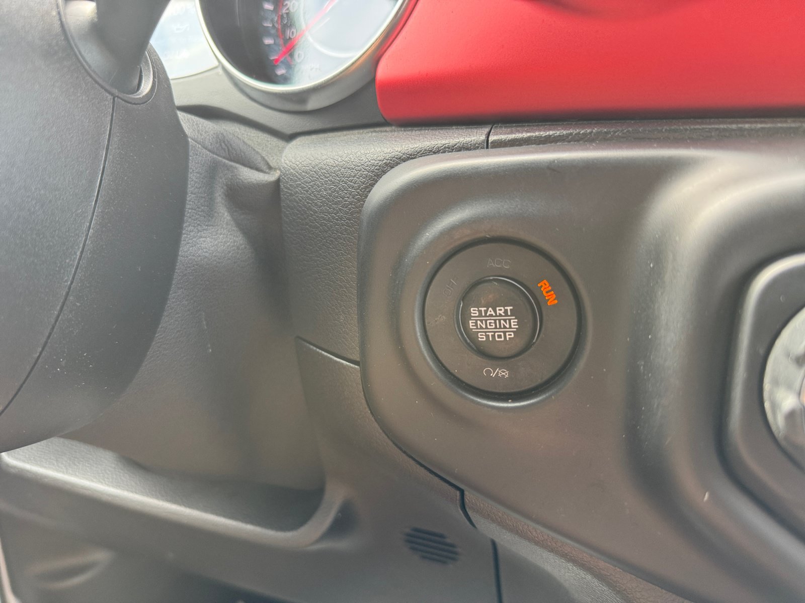 Used 2021 Jeep Wrangler Rubicon AWD/4WD image 6