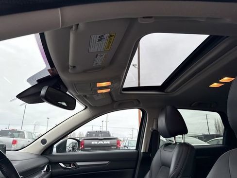 Used 2018 MAZDA CX-5 Touring w/ Preferred Equipment Package image 23