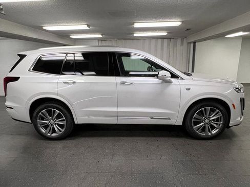 New 2025 Cadillac XT6 Premium Luxury w/ Technology Package image 3