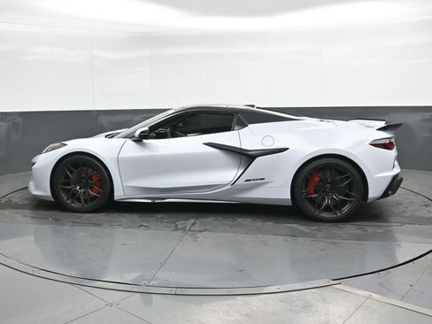 Used 2024 Chevrolet Corvette Z06 w/ Battery Protection Package RWD image 8