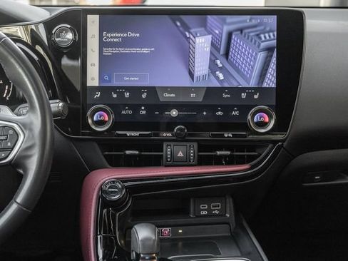 Used 2023 Lexus NX 350 AWD image 7