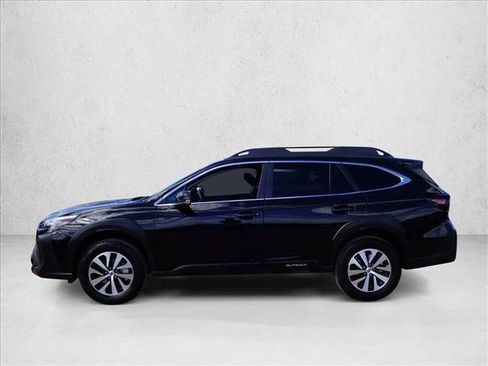 Used 2025 Subaru Outback Premium AWD/4WD image 2