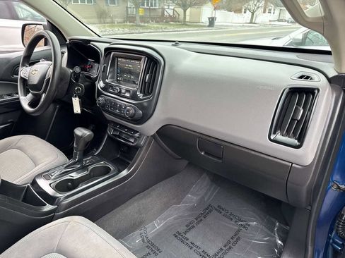 Used 2019 Chevrolet Colorado W/T w/ WT Convenience Package image 9