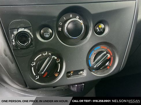 Used 2016 Nissan Versa S FWD image 14