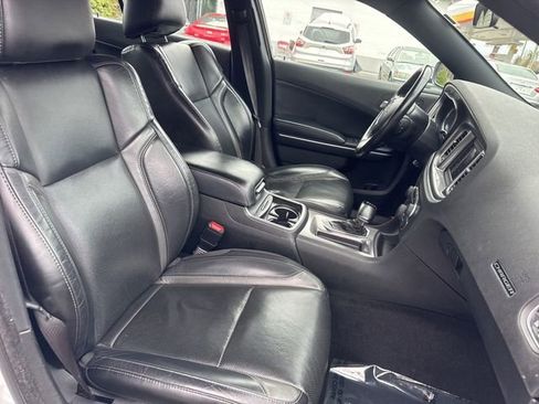 Used 2021 Dodge Charger SXT w/ Leather Interior Group RWD image 14
