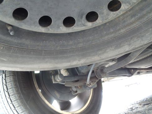 Used 2012 GMC Yukon SLT w/ SLT-2 Equipment Package image 9