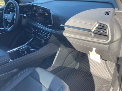 New 2026 Chevrolet Traverse LT w/ Sun and Wheel Package image 18