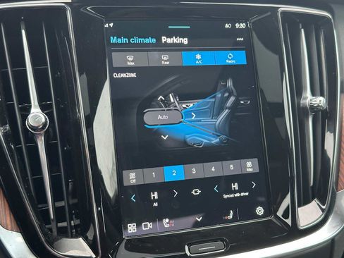 Certified 2025 Volvo S60 B5 Plus image 28