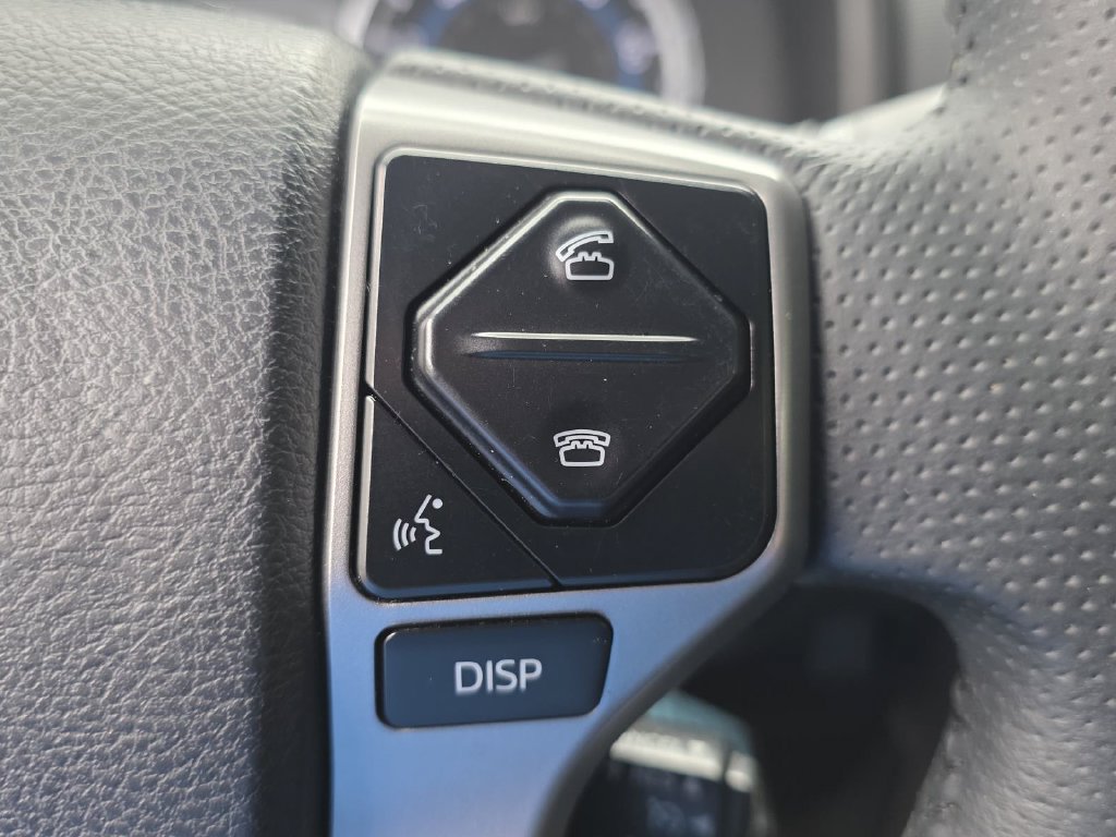 Used 2017 Toyota 4Runner SR5 Premium RWD image 25