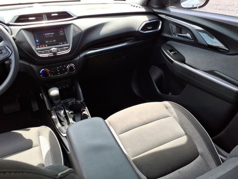 Used 2023 Chevrolet TrailBlazer LT image 12