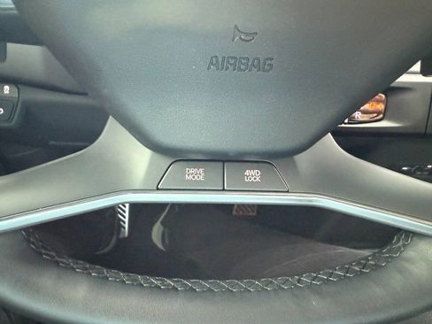 Used 2024 Kia EV9 GT-Line AWD/4WD image 38