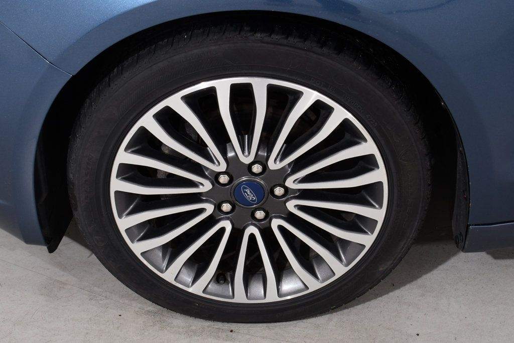 Used 2018 Ford Fusion Titanium AWD/4WD image 24