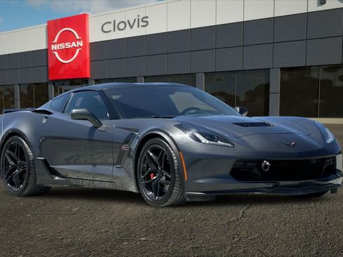 Used 2018 Chevrolet Corvette Grand Sport RWD image 10