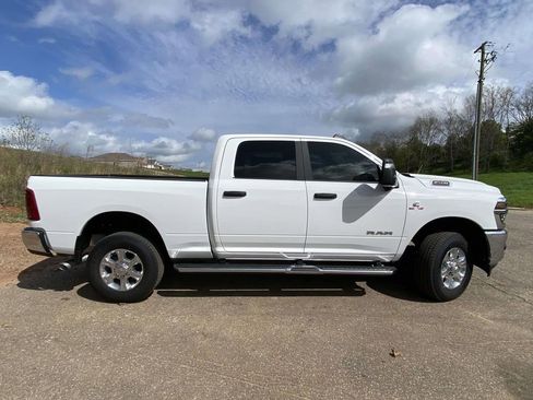 New 2025 RAM 2500 Big Horn image 31