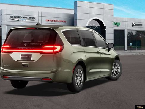 New 2027 Chrysler Pacifica Select FWD image 7