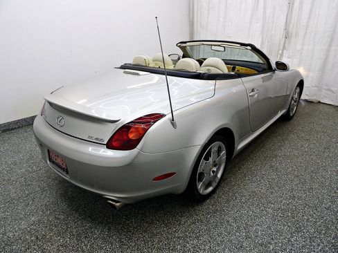 Used 2004 Lexus SC 430 Convertible image 12