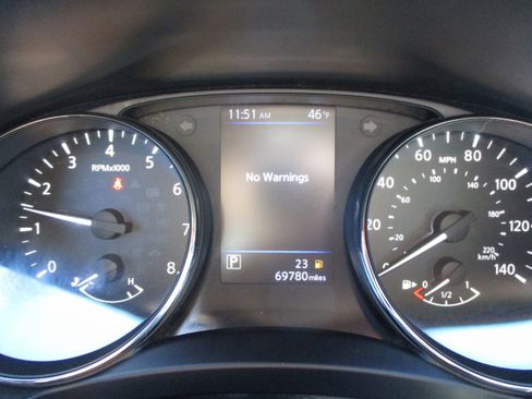 Used 2019 Nissan Rogue Sport SL image 15