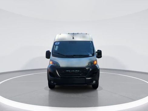 Used 2025 RAM ProMaster 2500 w/ Convenience Group FWD image 3