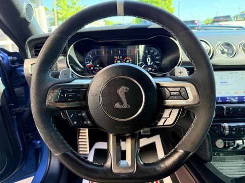 Used 2021 Ford Mustang Shelby GT500 w/ Technology Package image 22