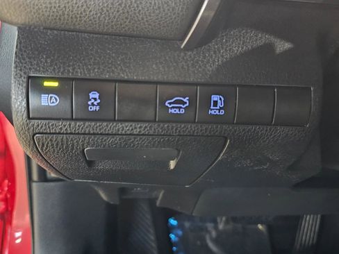 Used 2020 Toyota Camry XSE image 33