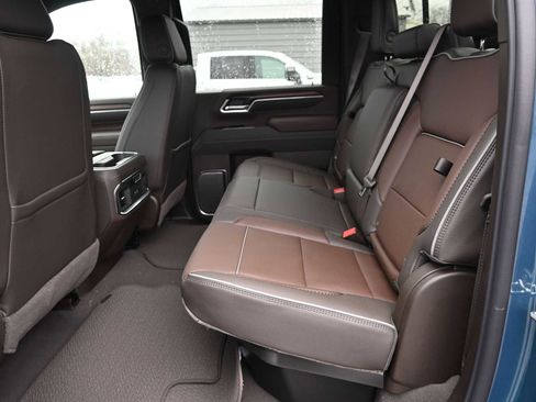 New 2026 GMC Sierra 3500 Denali w/ Denali Reserve Package image 19