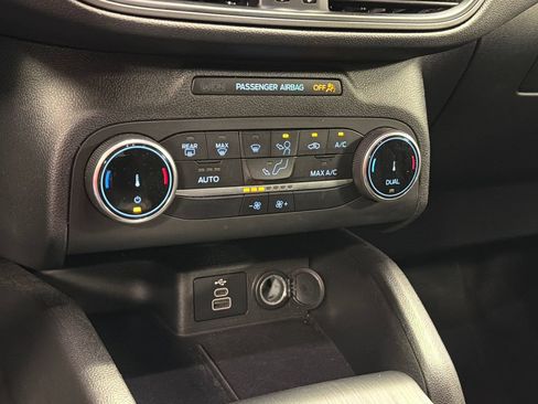 Used 2025 Ford Escape Active FWD image 34