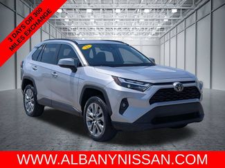 Used 2022 Toyota RAV4 XLE Premium FWD video 1