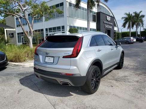 Used 2021 Cadillac XT4 Premium Luxury w/ LPO, Onyx Sport Package FWD image 5